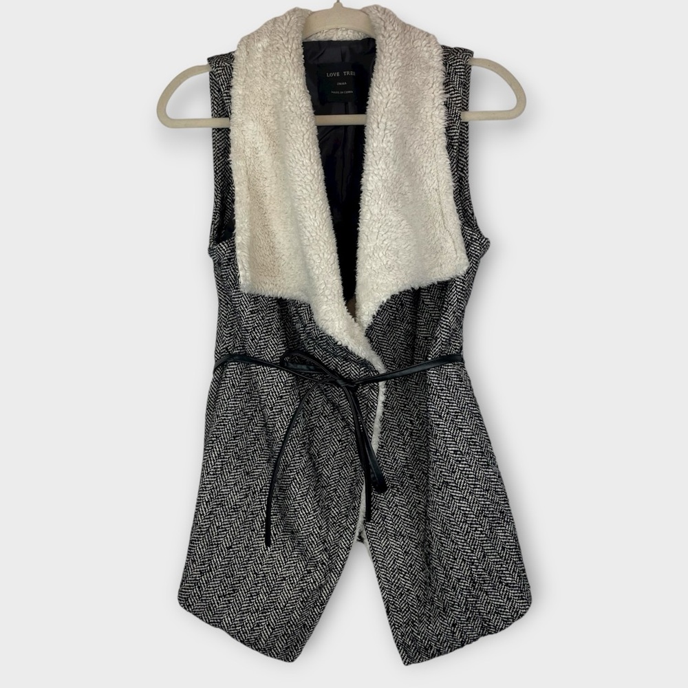 Love Tree Small Herringbone Faux Fur Collar Vest with Belt – Cozy Winter Layer